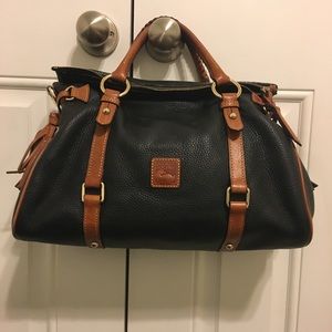 EUC Dooney and Bourke Dillen Satchel